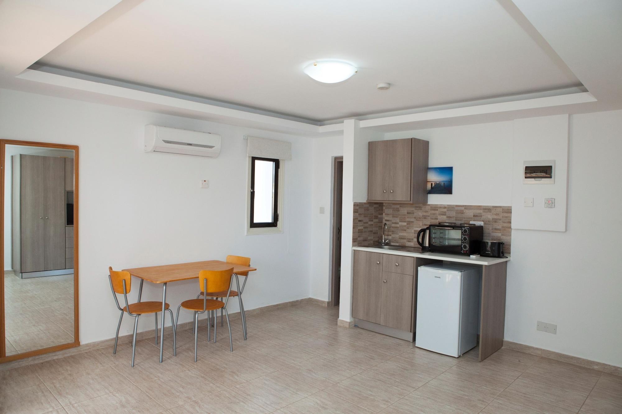 Alecos Hotel Apartments Paphos Buitenkant foto