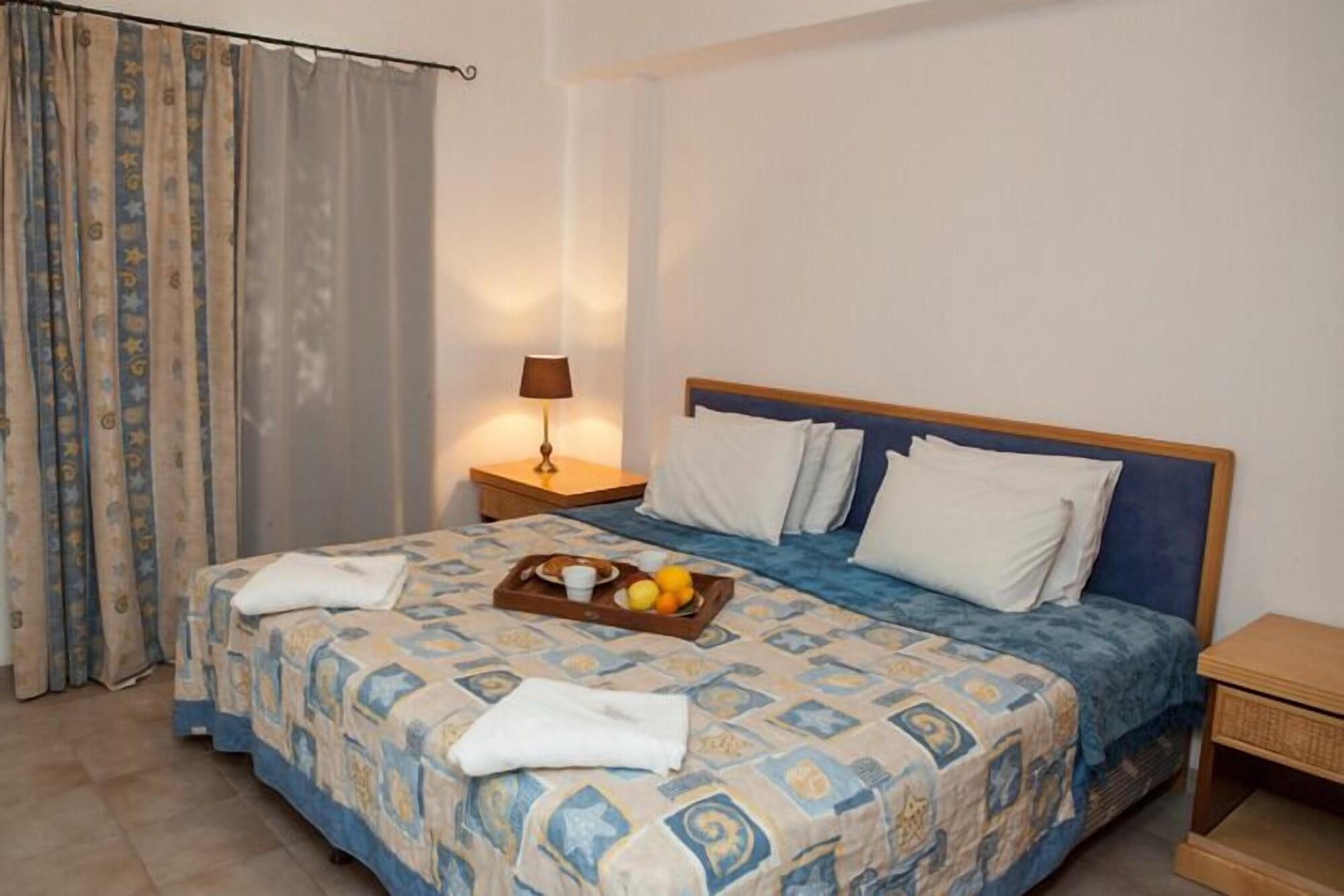 Alecos Hotel Apartments Paphos Buitenkant foto