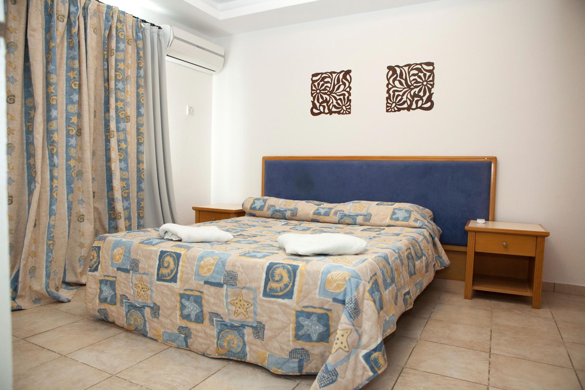 Alecos Hotel Apartments Paphos Buitenkant foto